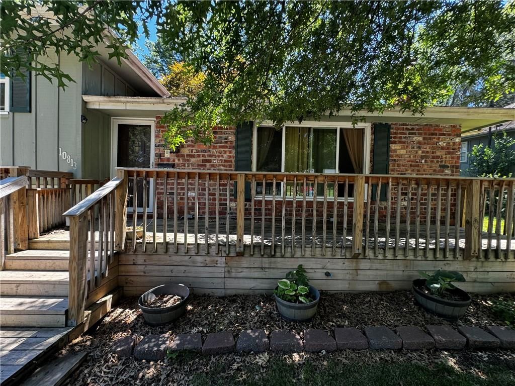 Photo 9 of 70 - 10813 E 65th Street