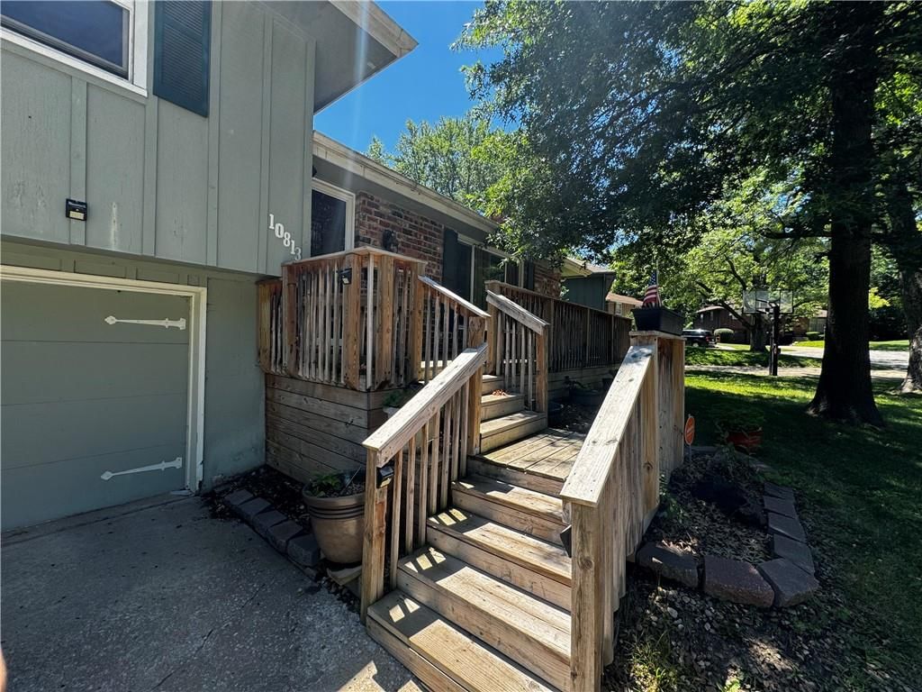 Photo 11 of 70 - 10813 E 65th Street