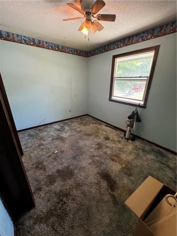 Photo 34 of 70 - 10813 E 65th Street