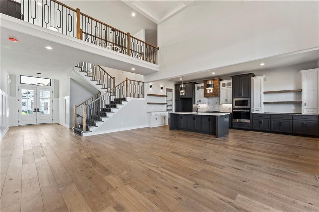2086 NW O'Brien Road — photo 3