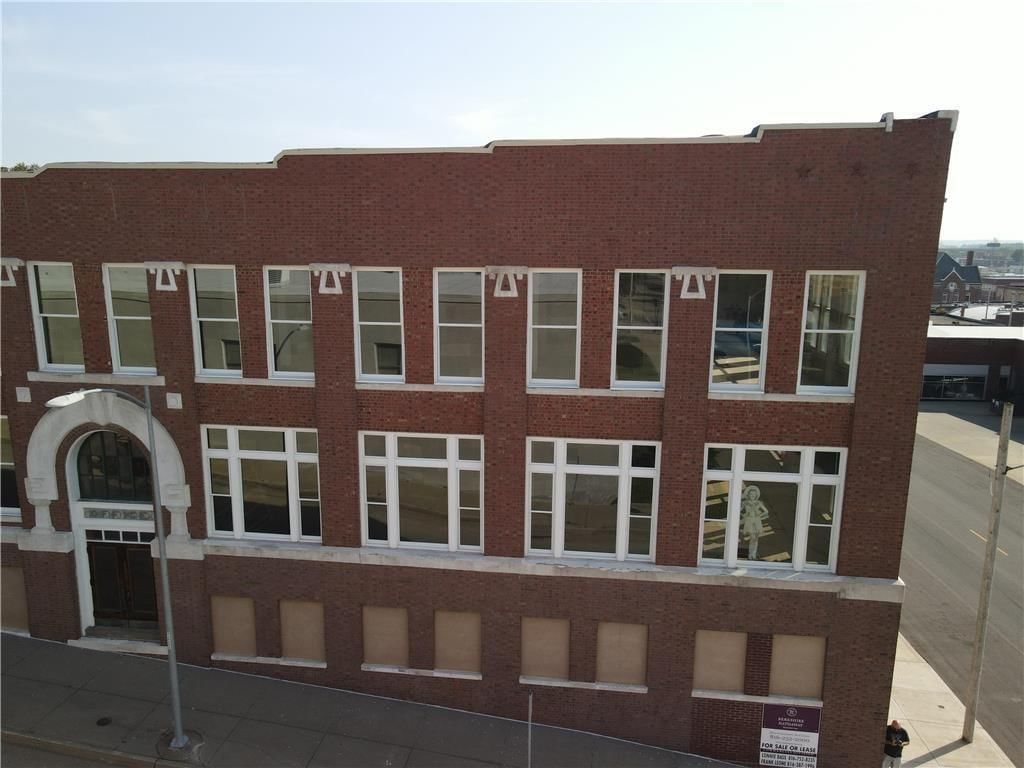 305 S 8th Street — photo 7