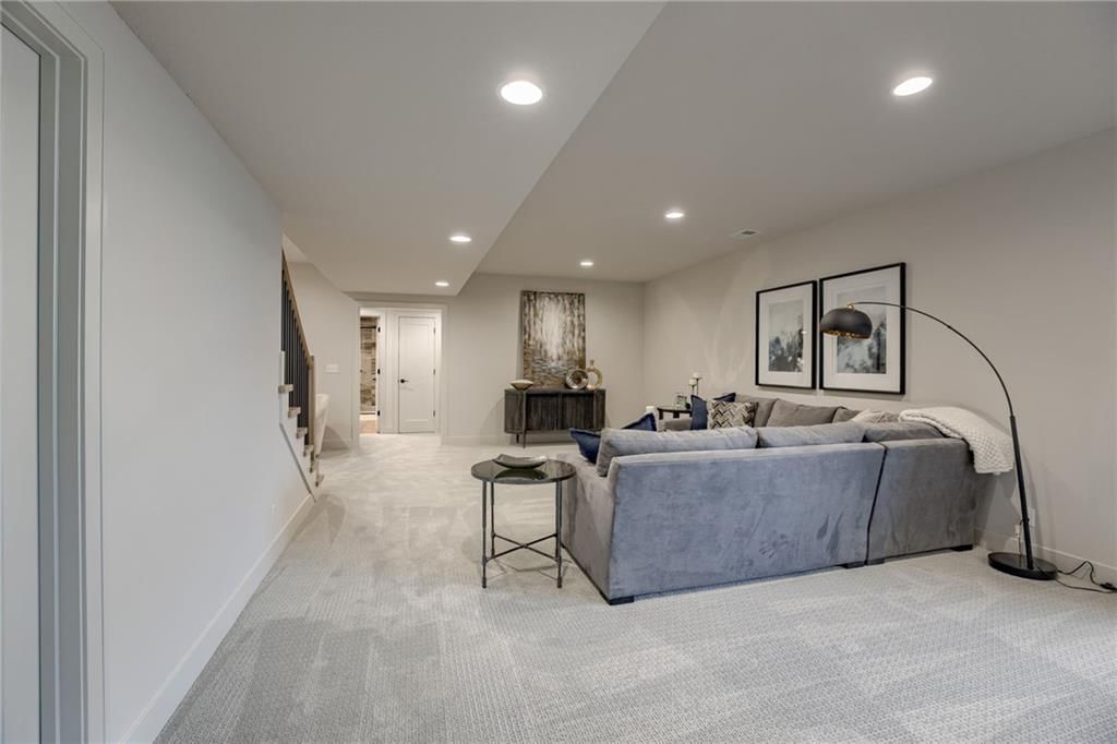 4414 W 136th Terrace — photo 22