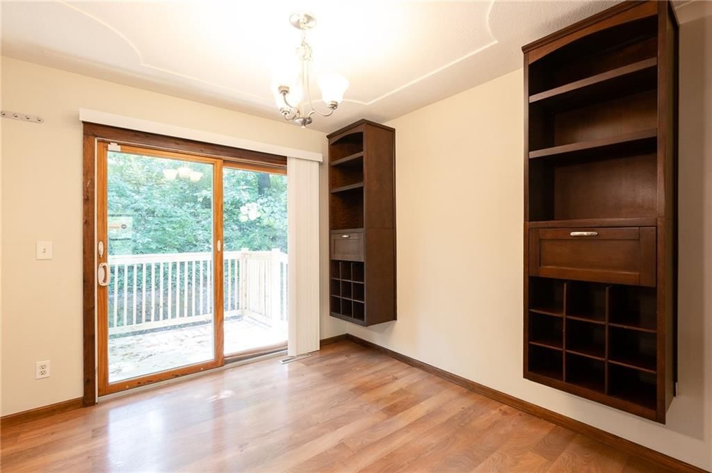 Photo 10 of 24 - 6602 Graden Road