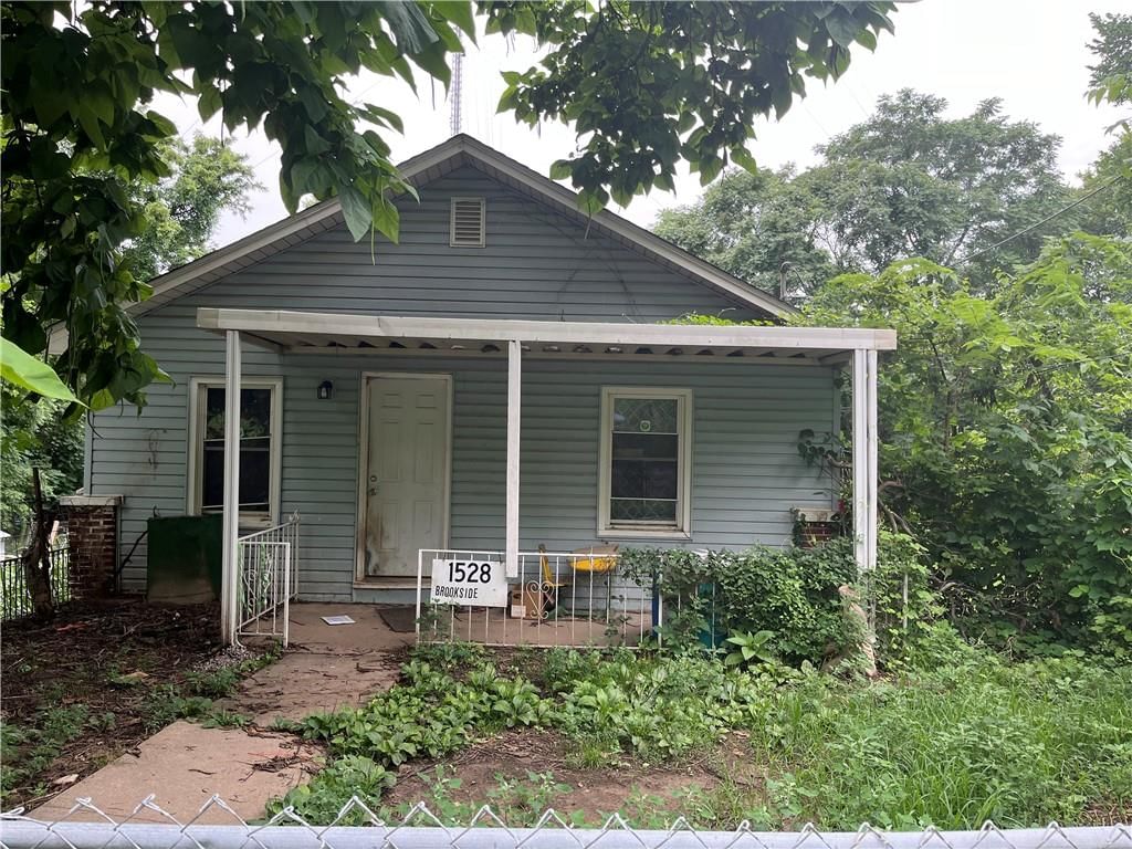 1528 S Brookside Avenue, Independence, MO