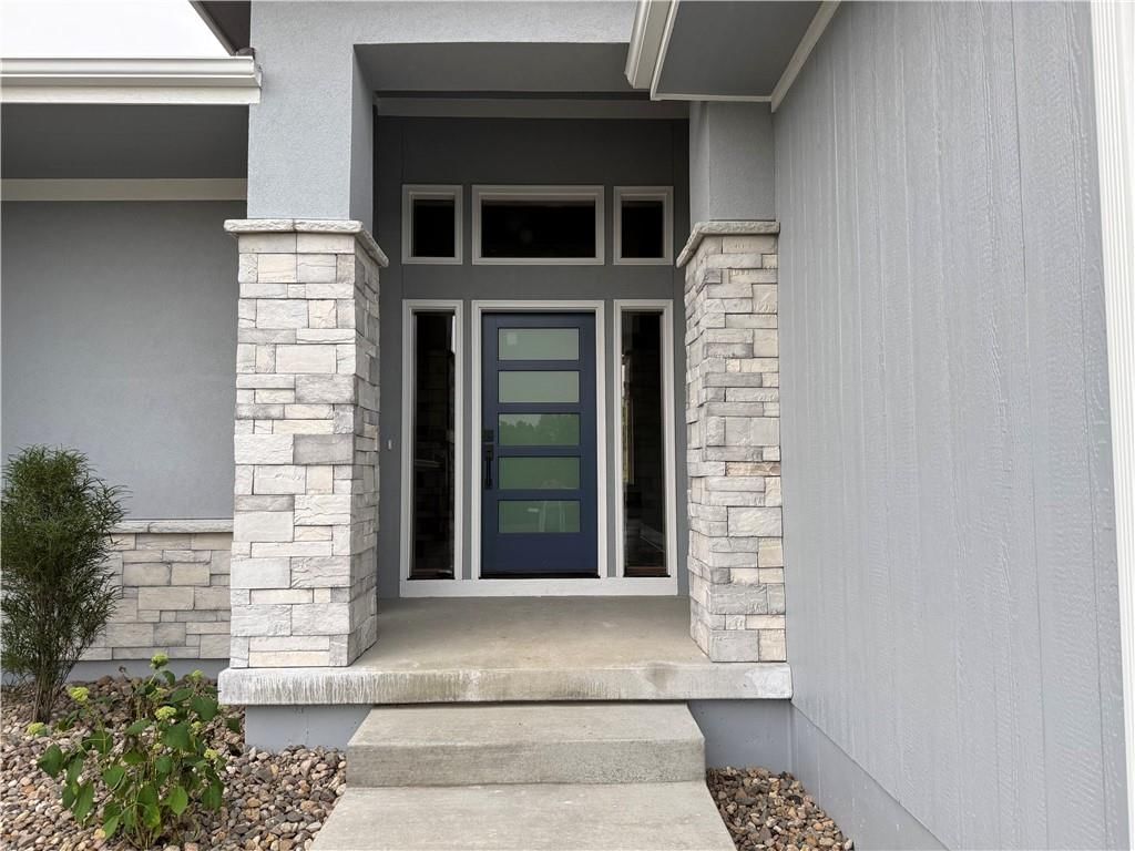 1100 SW Whispering Willow Way — photo 5