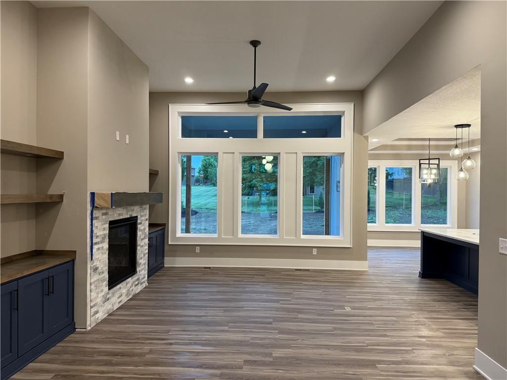 1100 SW Whispering Willow Way — photo 8