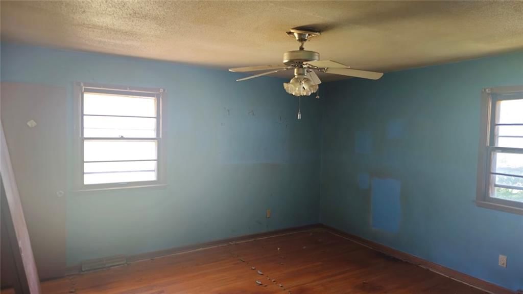 2914 N 79 Terrace — photo 33