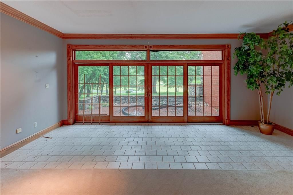 125 N Titus Avenue — photo 34