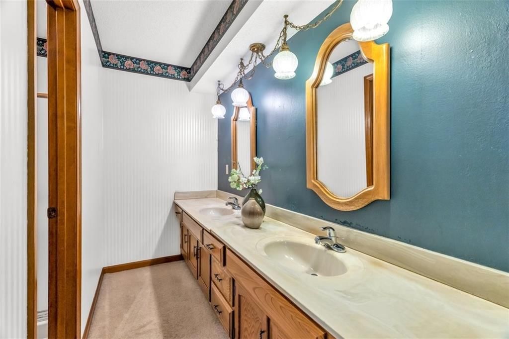 11905 W 49th Street — photo 12