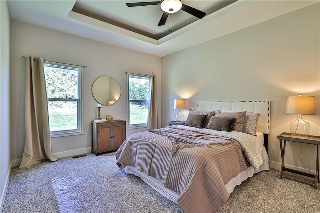 908 NW Crestwood Drive — photo 15