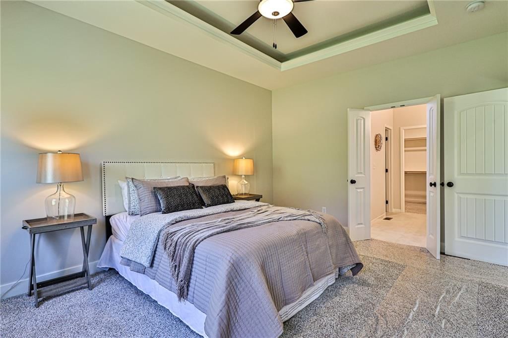 908 NW Crestwood Drive — photo 16