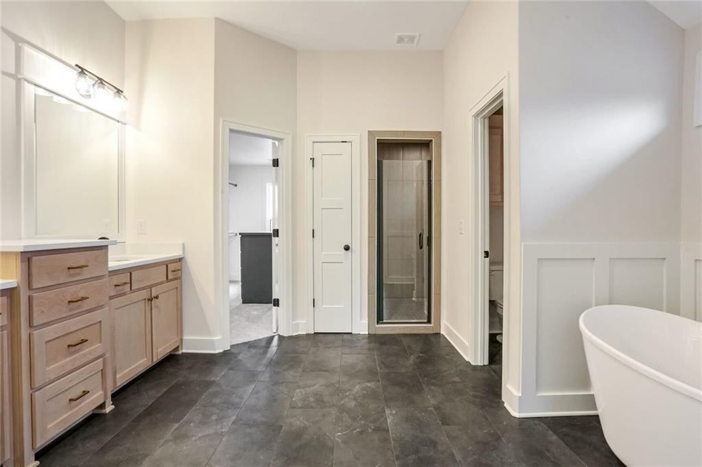 7065 NW Forest Lakes Drive — photo 13