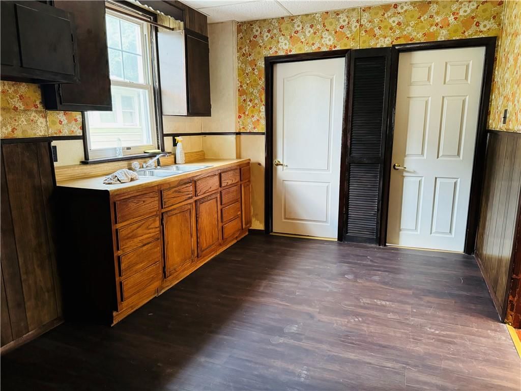 521 Hardesty Avenue — photo 3