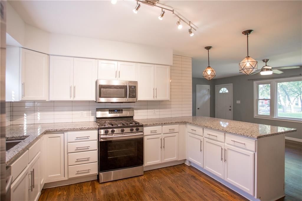 7900 W 85th Street — photo 10