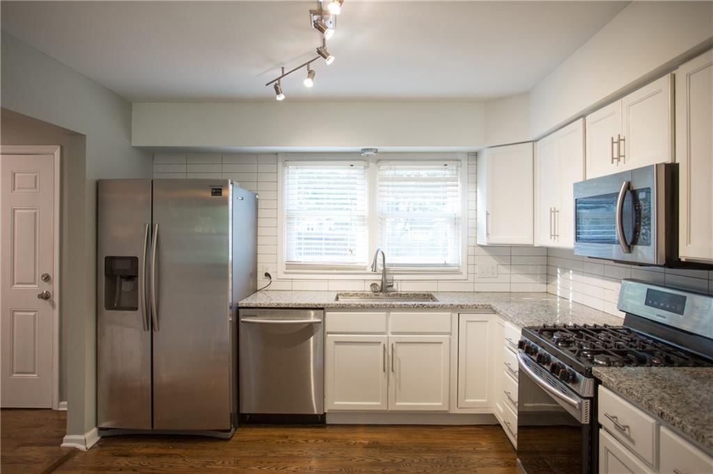 7900 W 85th Street — photo 12
