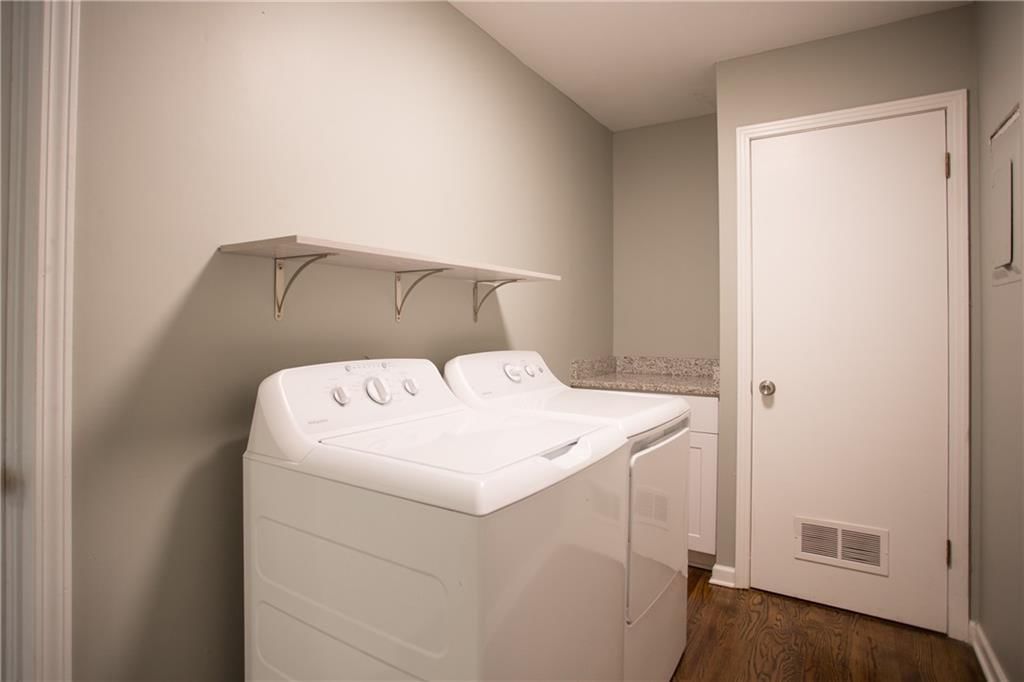 7900 W 85th Street — photo 13