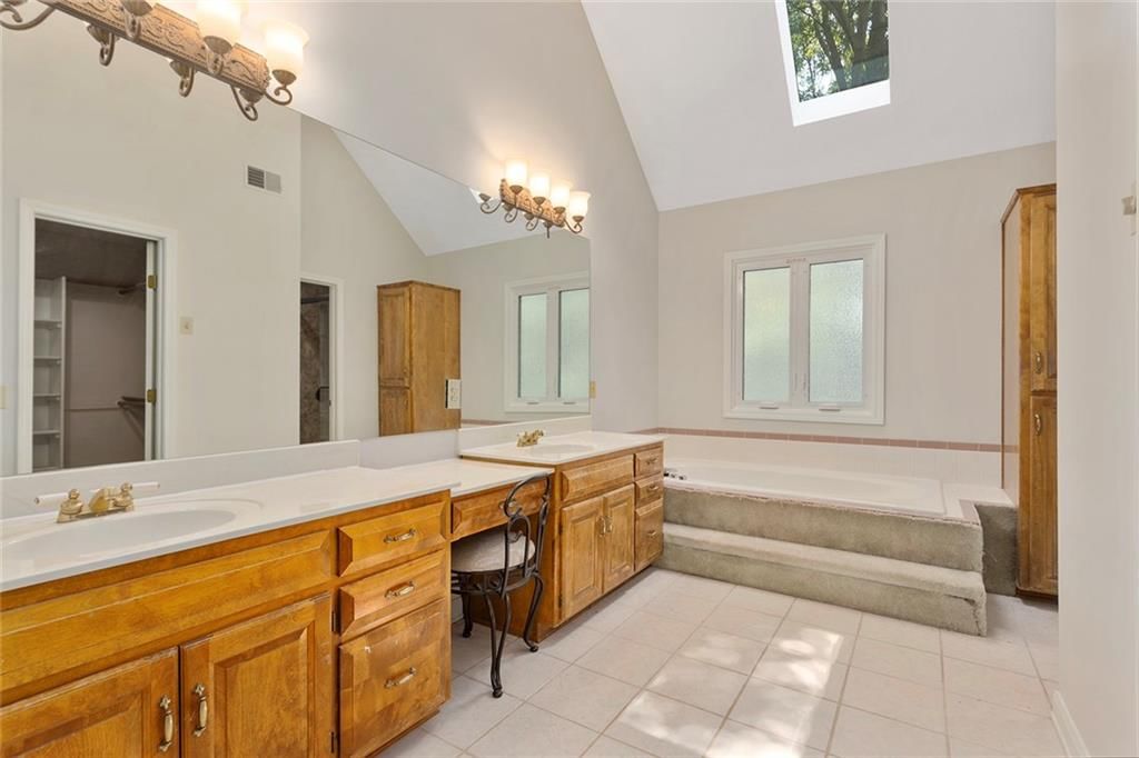 1607 Wynbrick Drive — photo 12
