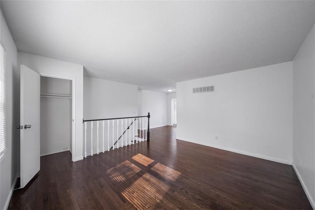 5129 N PALMER Avenue — photo 5