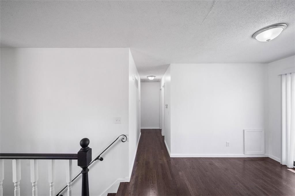 5129 N PALMER Avenue — photo 15