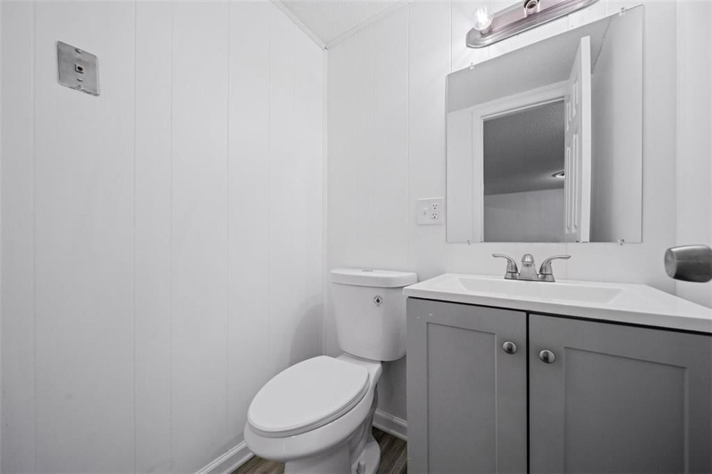 5129 N PALMER Avenue — photo 27