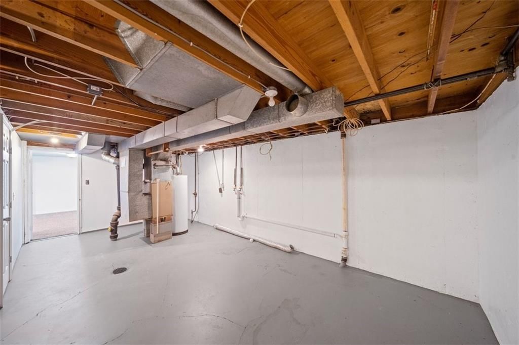 5129 N PALMER Avenue — photo 28