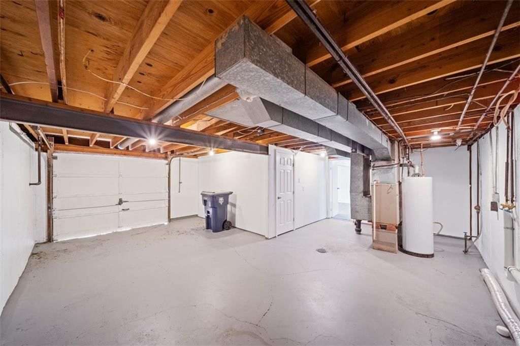 5129 N PALMER Avenue — photo 29