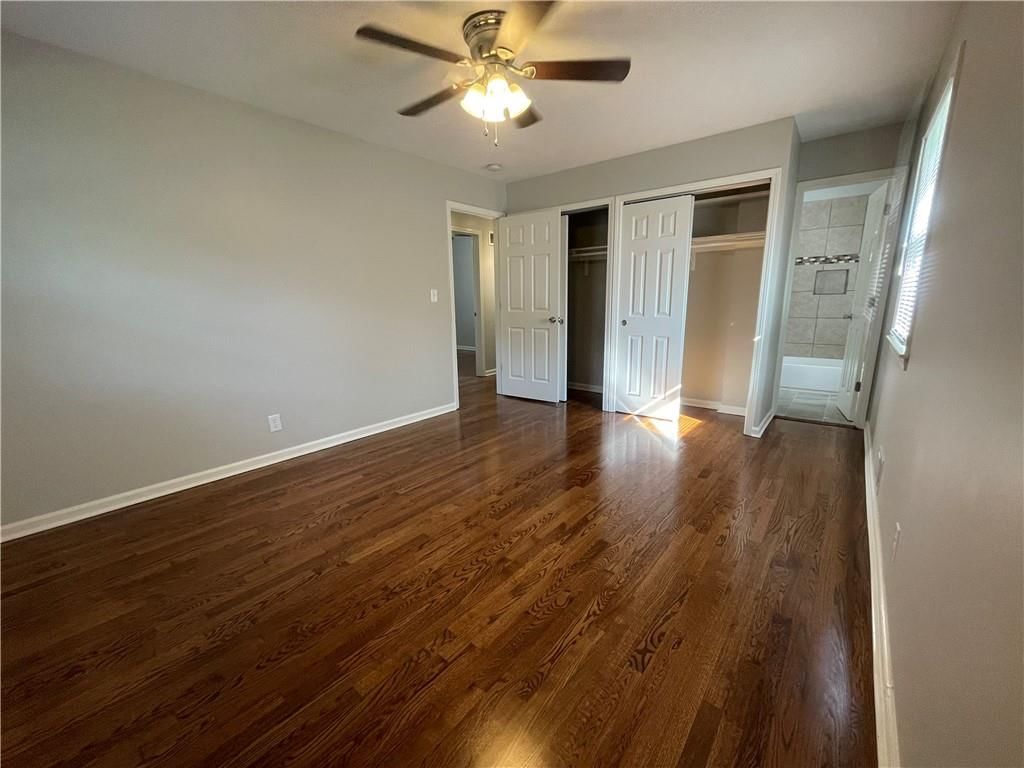 10011 Bennington Avenue — photo 17