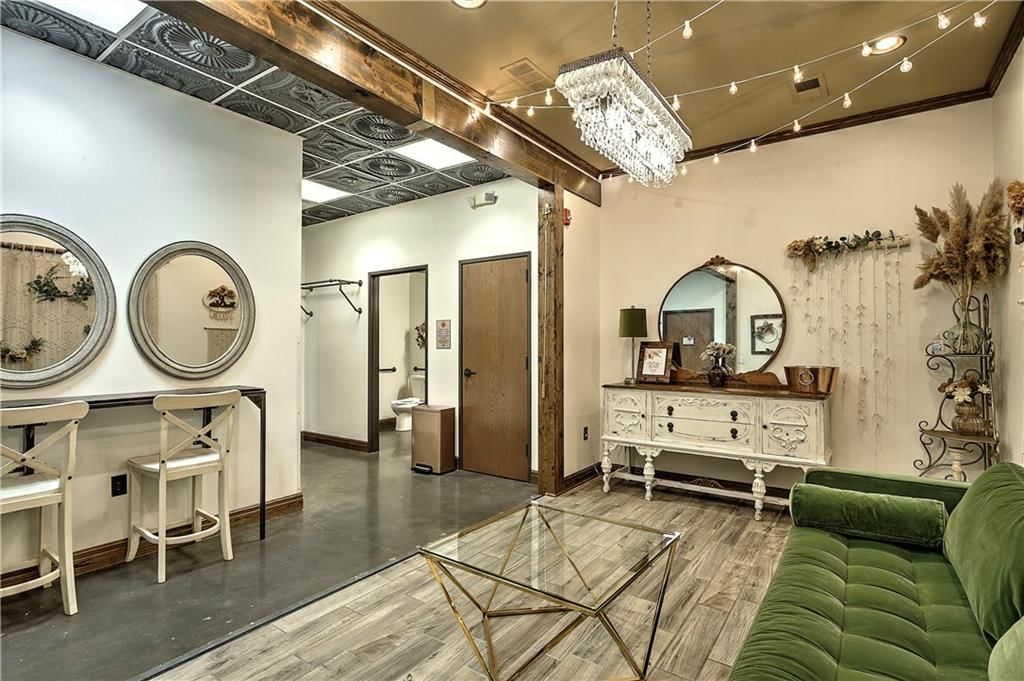 308 SE Douglas Street — photo 14