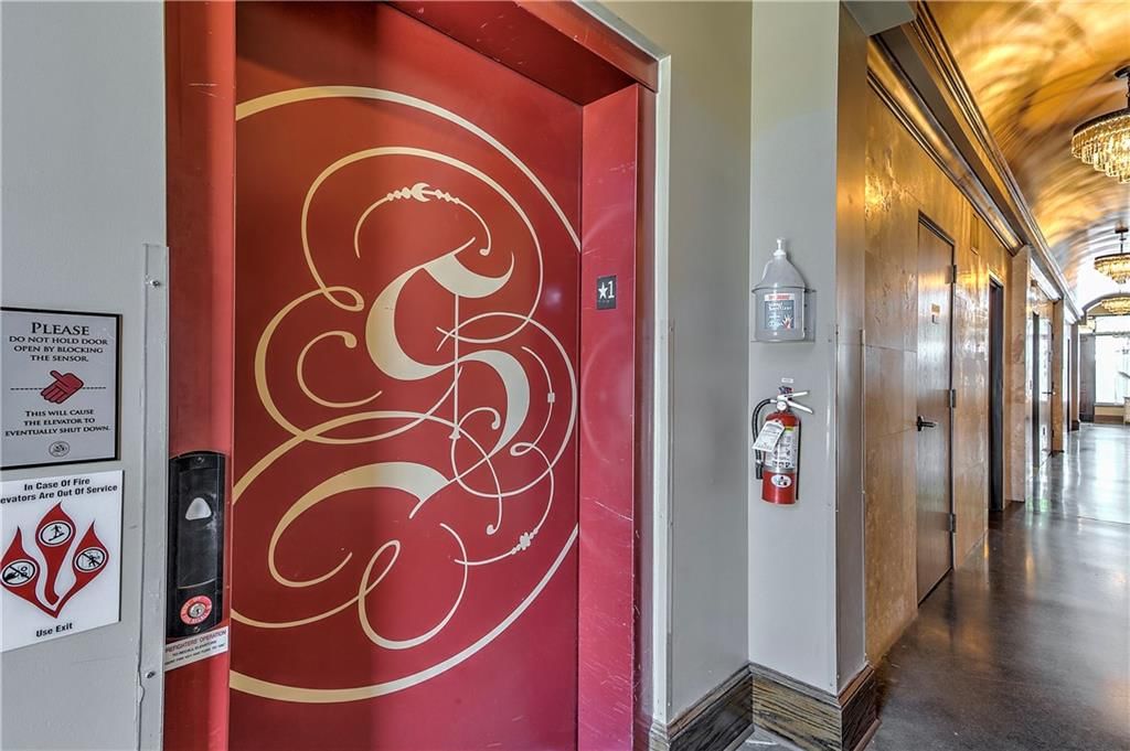 308 SE Douglas Street — photo 17