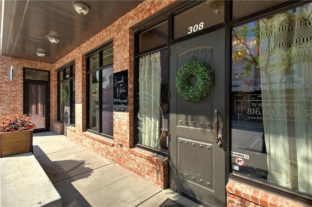 308 SE Douglas Street — photo 21