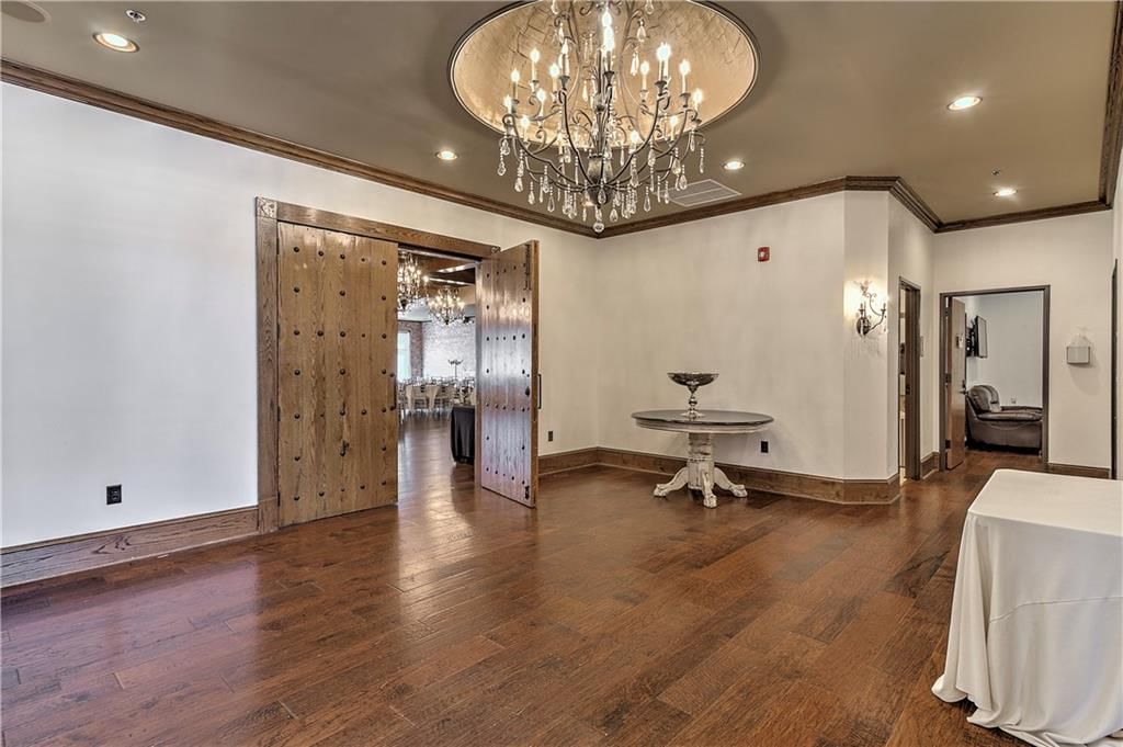 308 SE Douglas Street — photo 27