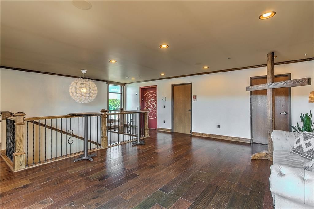 308 SE Douglas Street — photo 46