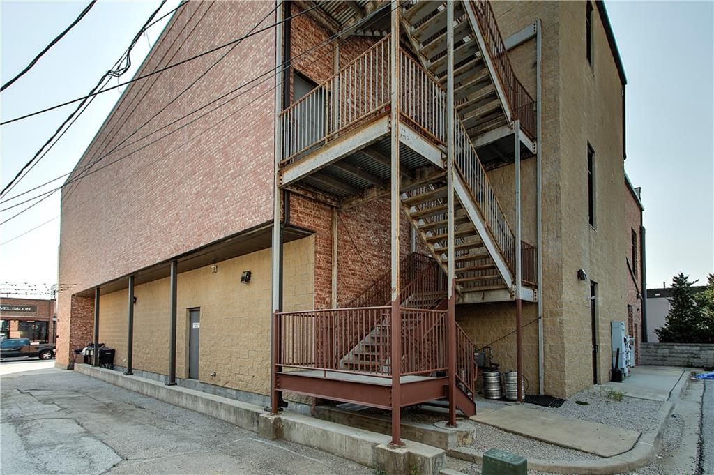308 SE Douglas Street — photo 50