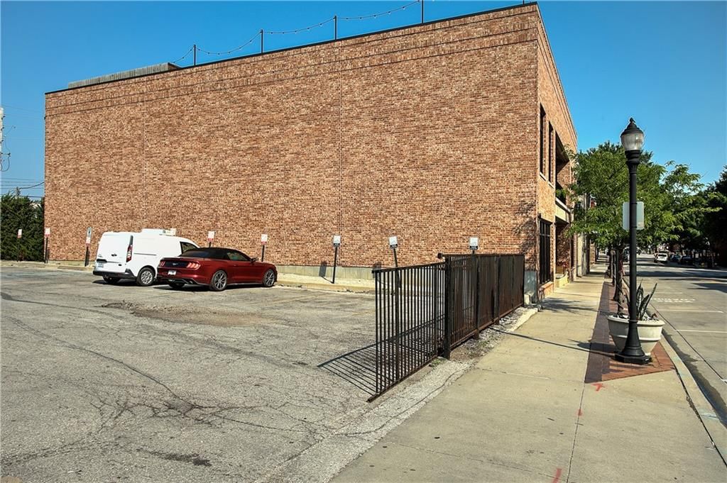 308 SE Douglas Street — photo 53