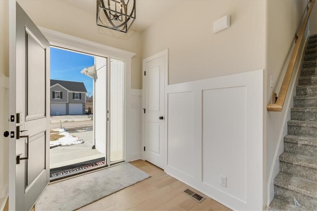4116 SE Adams Drive — photo 5