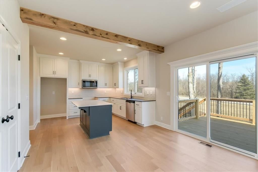 4116 SE Adams Drive — photo 10