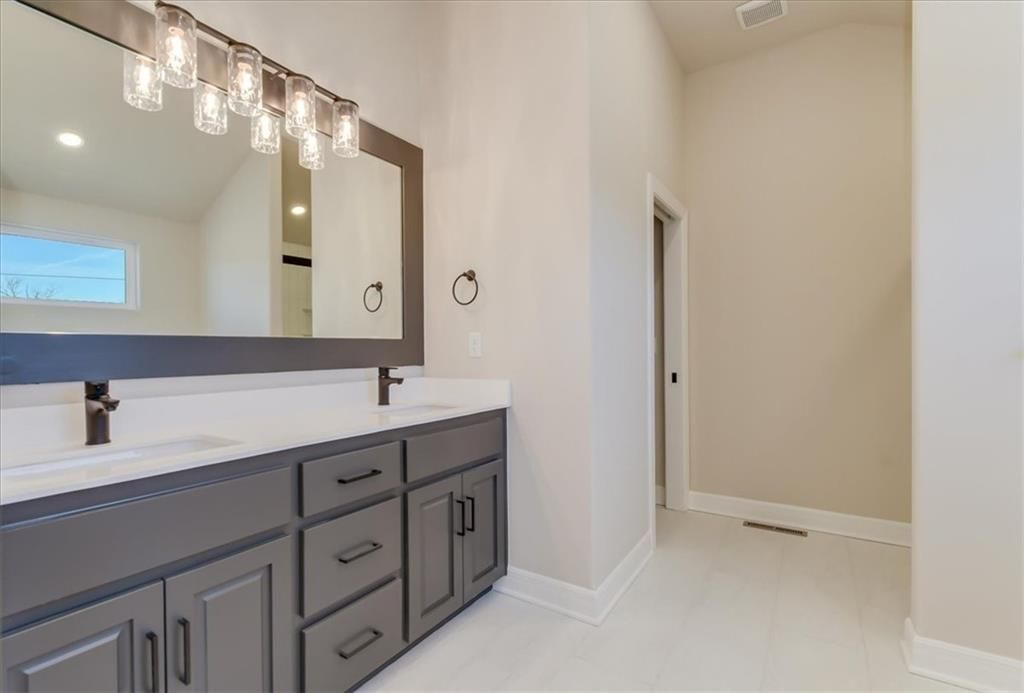 4116 SE Adams Drive — photo 20