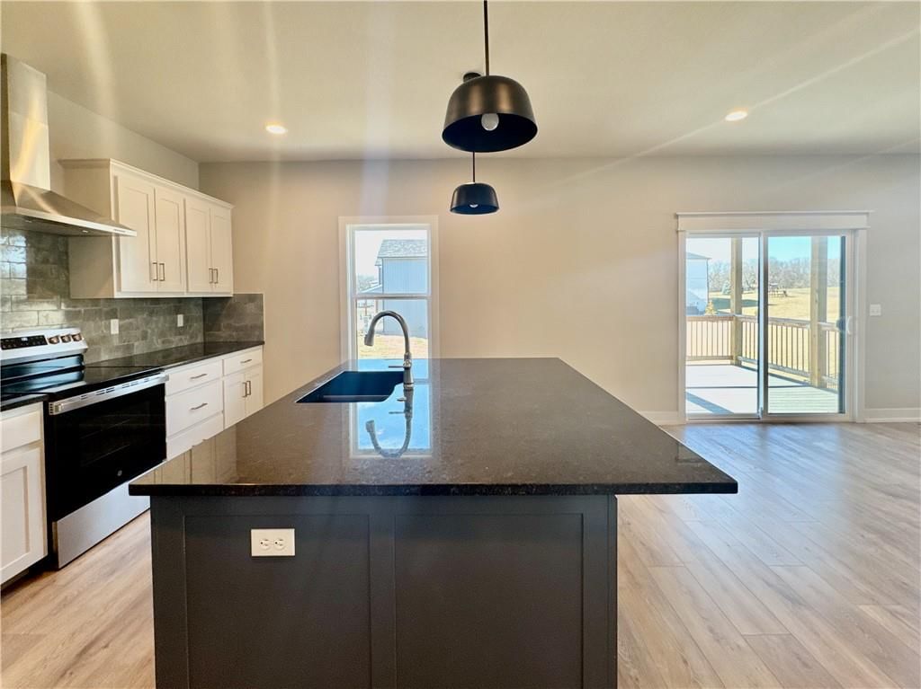 12860 N Champanel Way — photo 5