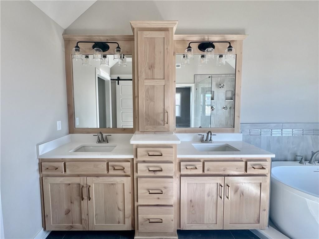 12860 N Champanel Way — photo 15
