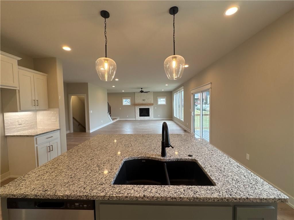 18220 NW Iris Court — photo 8
