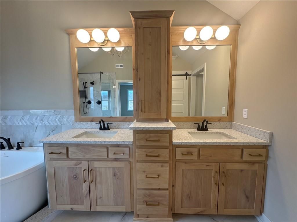 18220 NW Iris Court — photo 21