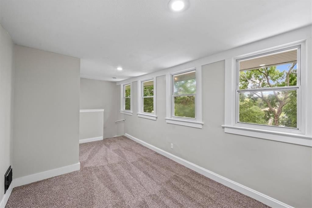 4119 LLOYD Street — photo 10