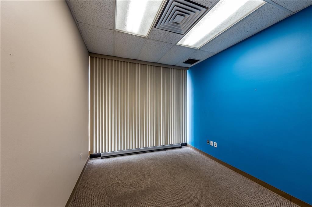 315 S 6th Street — photo 14