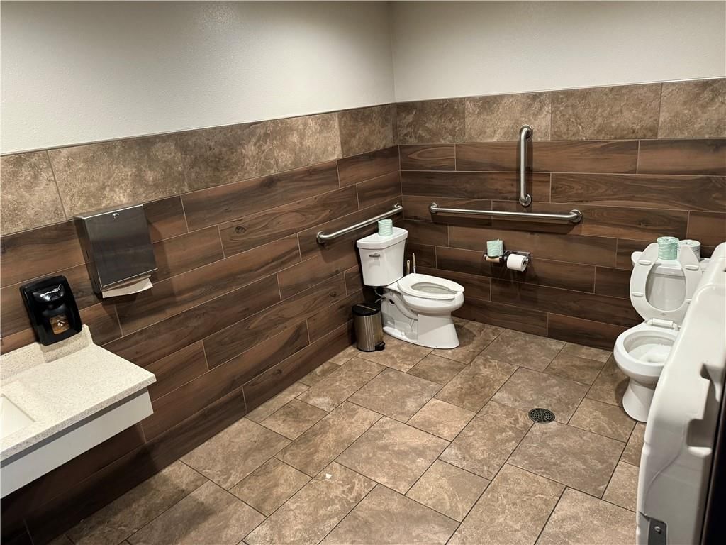 1403 S Hwy 32 Highway — photo 24