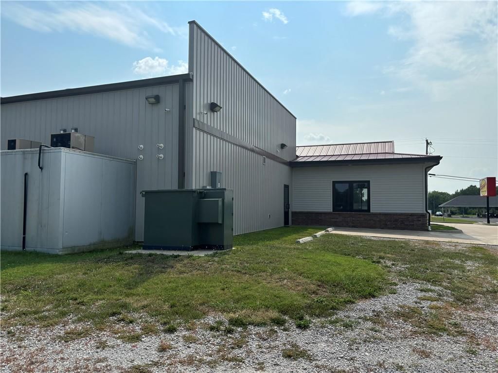 1403 S Hwy 32 Highway — photo 26