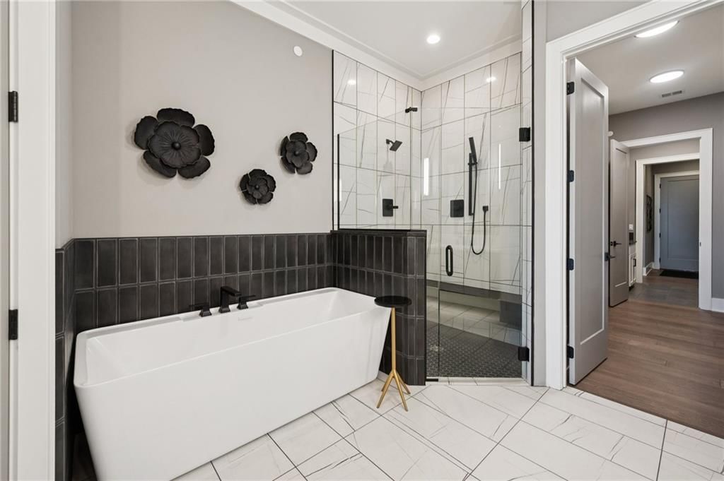 13709 Pembroke Lane — photo 22