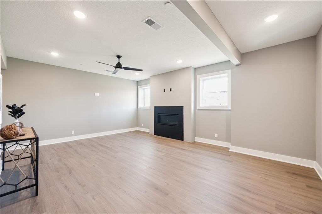 13709 Pembroke Lane — photo 27