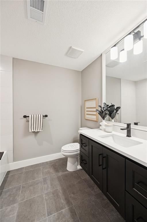 13709 Pembroke Lane — photo 33