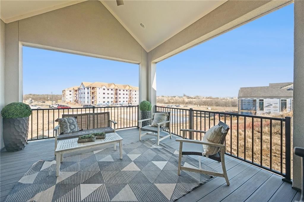13709 Pembroke Lane — photo 35