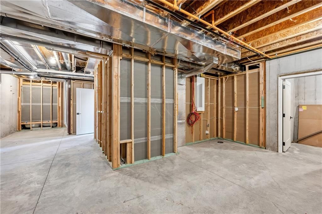 13709 Pembroke Lane — photo 37